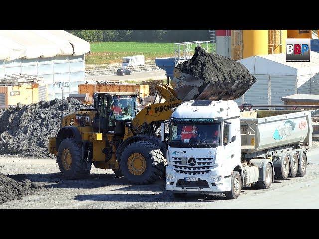 CATERPILLAR 982M & Trucks, Albvorlandtunnel, Kirchheim/Teck, Germany, 18.09.2018.