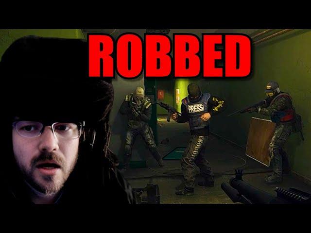 ROBBING Players To Keep Them Poor With HeyYouVideoGame in Escape From Tarkov