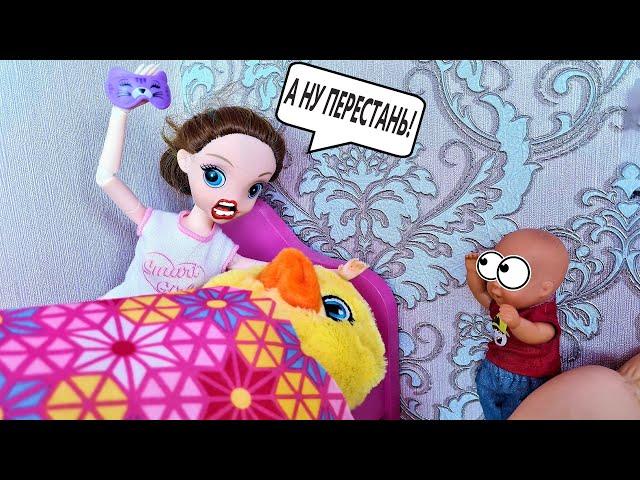 WHY IS SHE REPEATING AFTER ME?Katya and Max are a fun family! Funny BARBIE Dolls Darinelka TV series