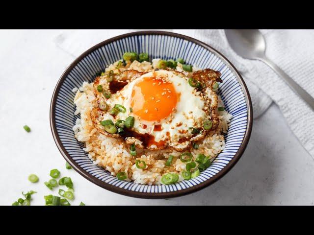 Quick & Simple Korean Egg Rice aka Gyeran Bap