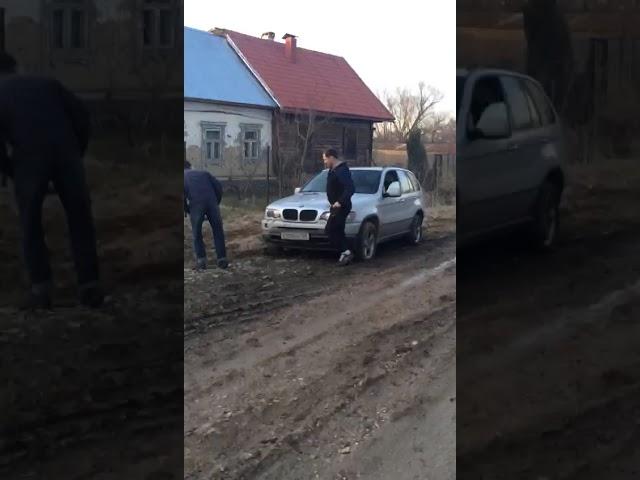 Bmw x5 e53 в грязи