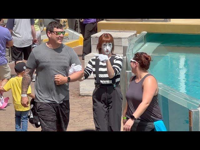 Megan the Seaworld Mime