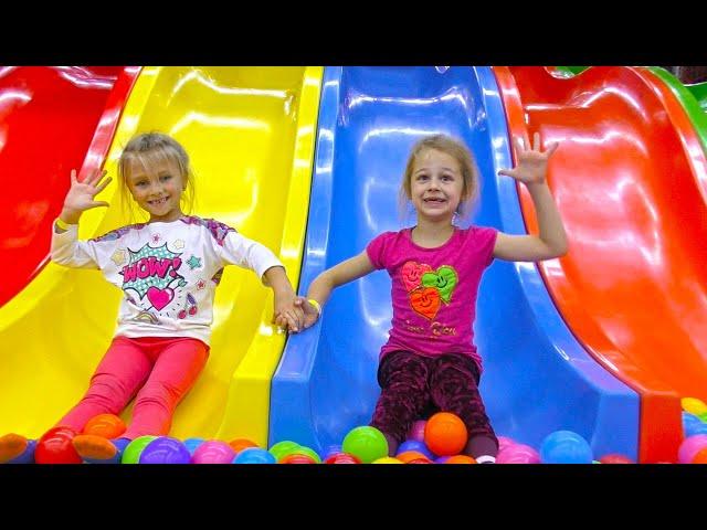 ВЛОГ Ярослава в Развлекательном Центре для Детей! Indoor Playground for kids Play Center!