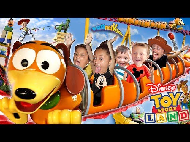 TOY STORY LAND Slinky Dog Dash Roller Coaster! Disney's Hollywood Studios Florida FUNnel Family