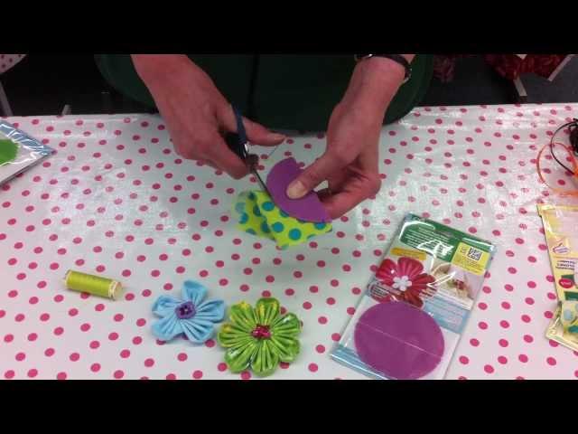 Clover Kanzashi Flower Maker.MOV