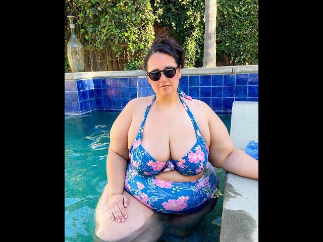 Clarissa Talks - Stunning SSBBW Plus Size BBW Model Swimming and Try on Haul