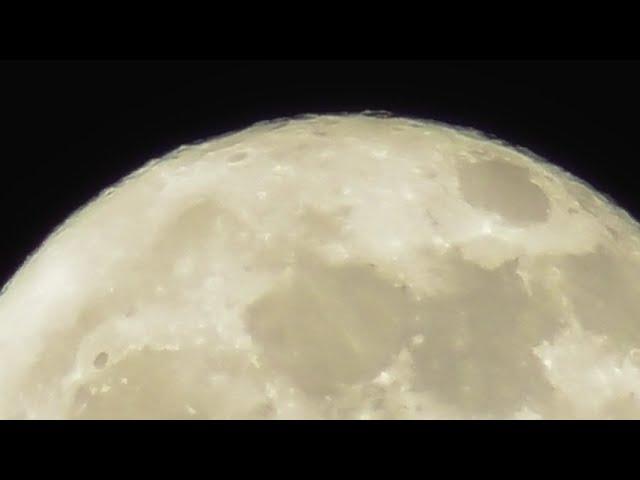 The moon yesterday May 23 at 10:15PM with my HD camcorder.