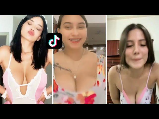 Dom Dom Yes Yes Challenge Girl - No bra - Tiktok Compilation #nobra #tiktok