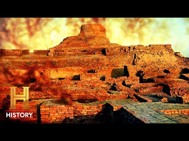 Ancient Aliens: Atomic Blast Destroys Ancient Pakistani Civilization