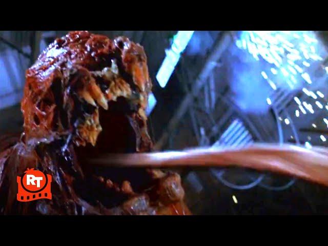 Resident Evil (2002) - Licker Train Attack Scene | Movieclips