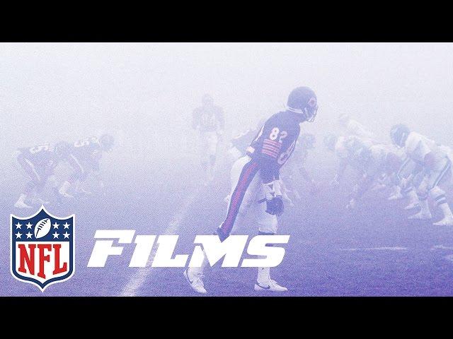 An Eerie Fog Rolls in During the Bears vs. Eagles 1988 Playoff Game | NFL Films | Timeline: Fog Bowl