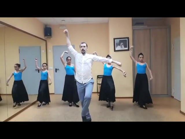 Clases de sevillanas impartidas por Sergio González @sergiobailaor #sevillanas #baile