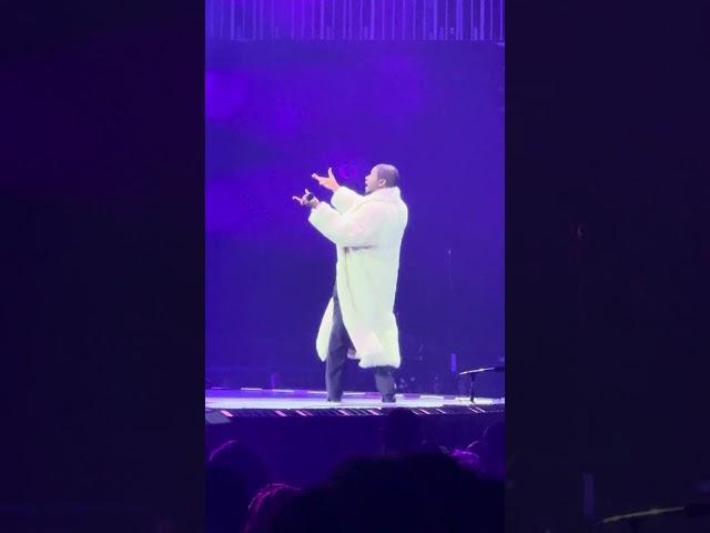 Usher COMES HOME and KILLS ‘There Goes My Baby’- Live ATL Dec 2024