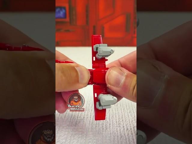 Transformation of Transformers Newage H55 Hughes (Powerglide) #showzstore #transformers