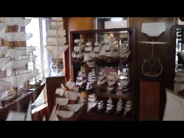 Gift Shop With Models of Sailing Ships / Сувенирный Магазин Моделей Парусных Кораблей