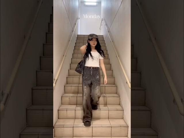 [Apparel store clerk's weekly outfit🫧] Which day of the week do you like to wear? #shorts #fashio...