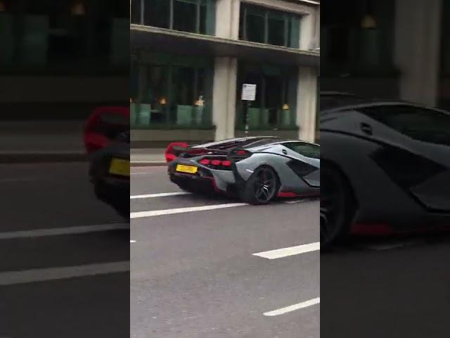 Lamborghini Sian in London    LOUD!