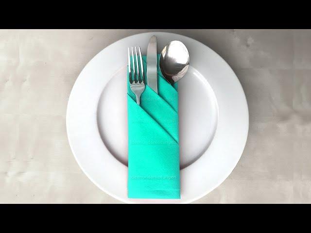 Napkin folding: Pocket