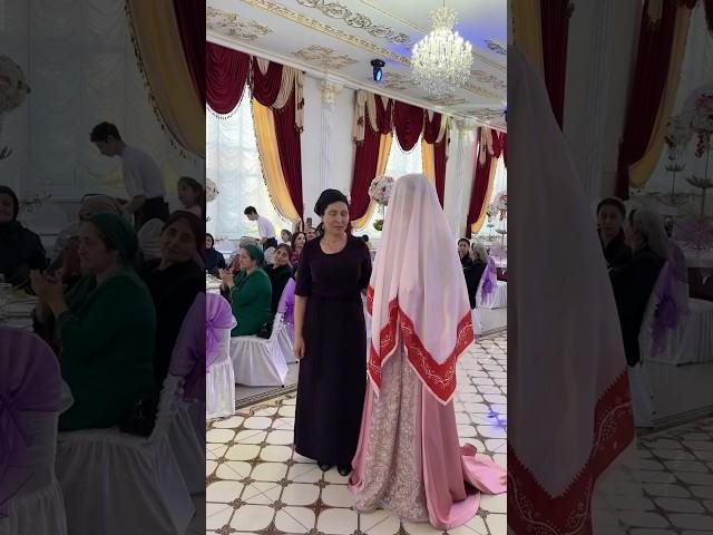 Весь зал ждал что бы увидеть эту невесту Казахстан  турецкая свадьба  #wedding #обряды