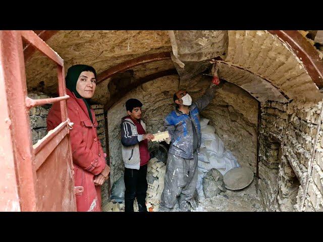 Life in the Cold Mountains: Building a Winter Shelter with Loving Hands