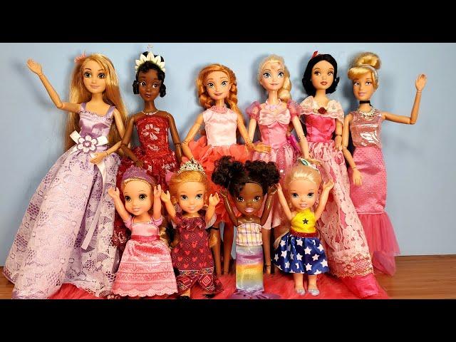 Fashion Show ! Elsa and Anna toddlers - Barbie - fashionista - dresses - shoes
