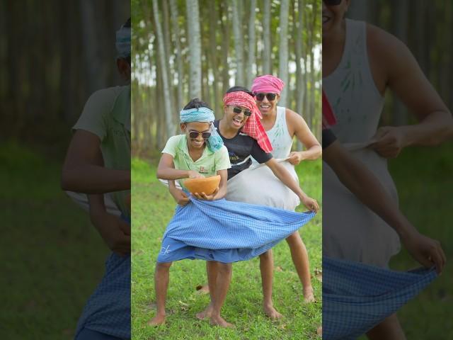 Crunchy Jute Leaf Tiny Pakoda | Desi Lungi Dance | Crazy Cooking With Ultimate Level Fun.