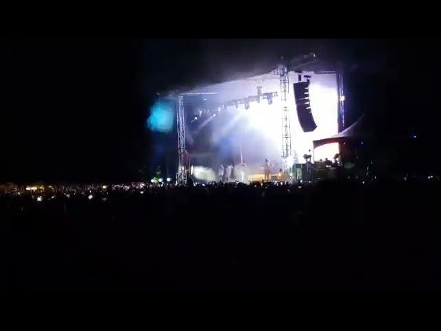 Slipknot playing louder(overlapping) MGK at Chicago's Riot Fest Sunday 9/19/21.