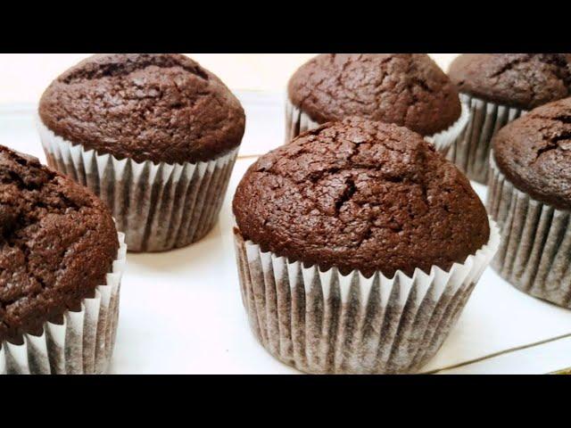 A simple recipe for chocolate MUFFINS from McDONALDS / MILK CUPCAKES