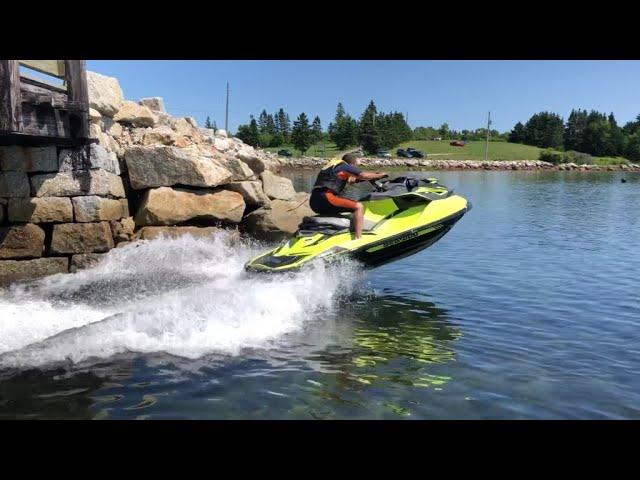 Seadoo rxp-x 300 Launch Mode with Riva Racing Exhaust Rippin on It!! Tunnel Launches Eatin Limiter!!