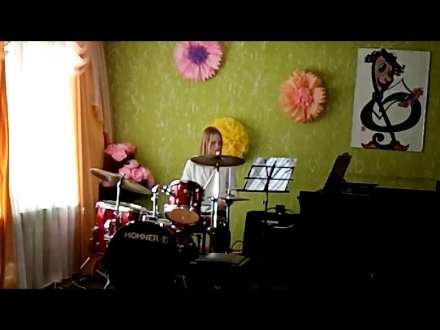 Robert Parissi - Play That Funky Music. Партия ударных - Кристина Мамаева, ДМШ-5.