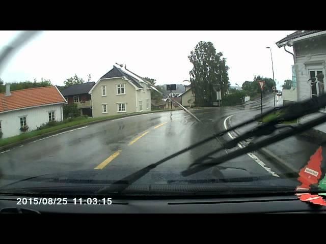 Novatek 96220 G30 ''Full HD'' 1080p test in rain