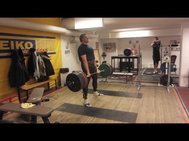 Daniel Stahl deadlift 7x300kg