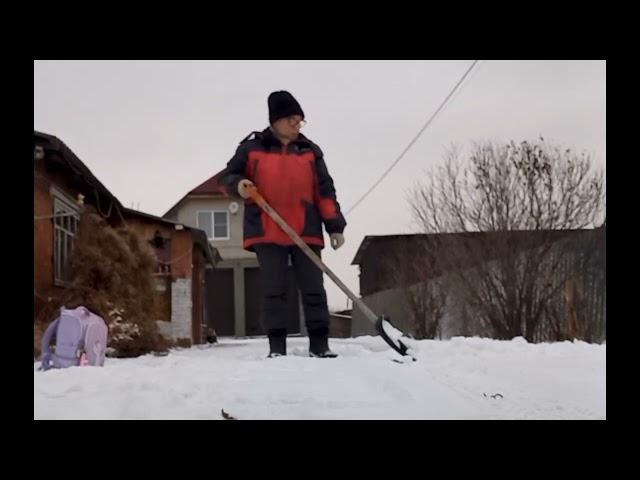 Лучшая лопата для уборки снега 