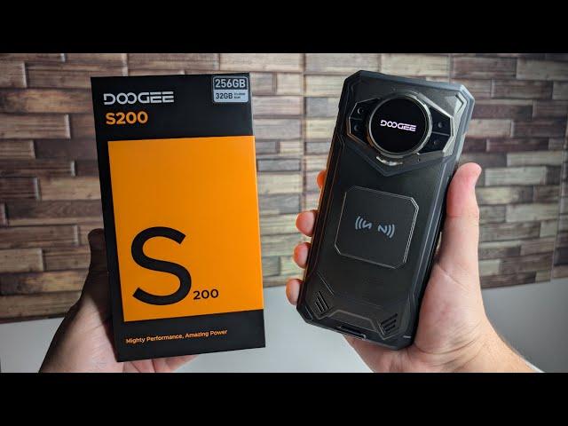 DOOGEE S200: The Ultimate Dual-Screen Rugged Phone!