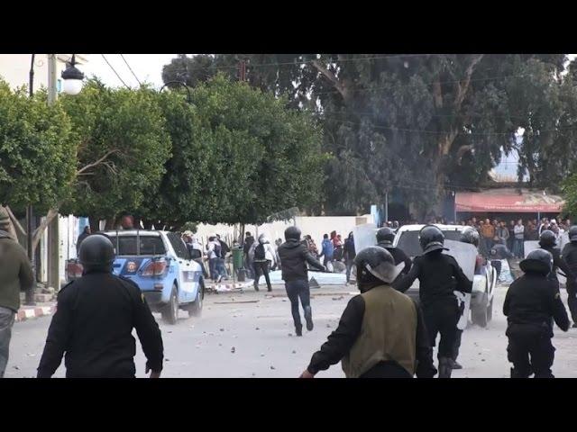 Tunisie: vives tensions et affrontements à Kasserine