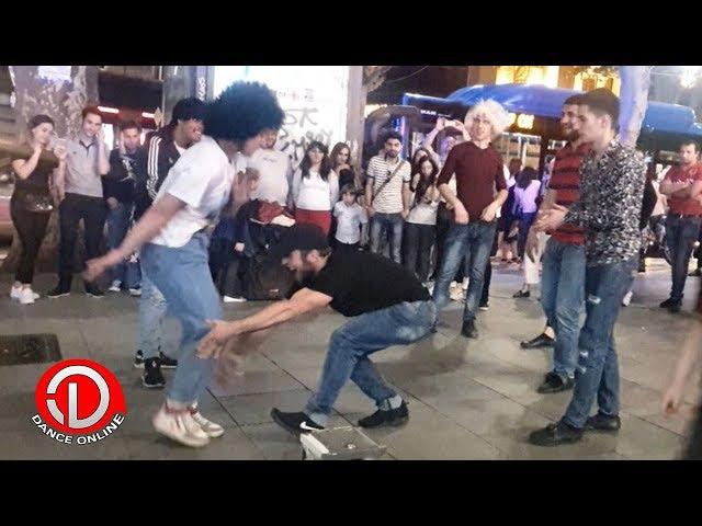 Девушки танцуют ЛЕЗГИНКУ в Грузии 2019 (НоВинКа)