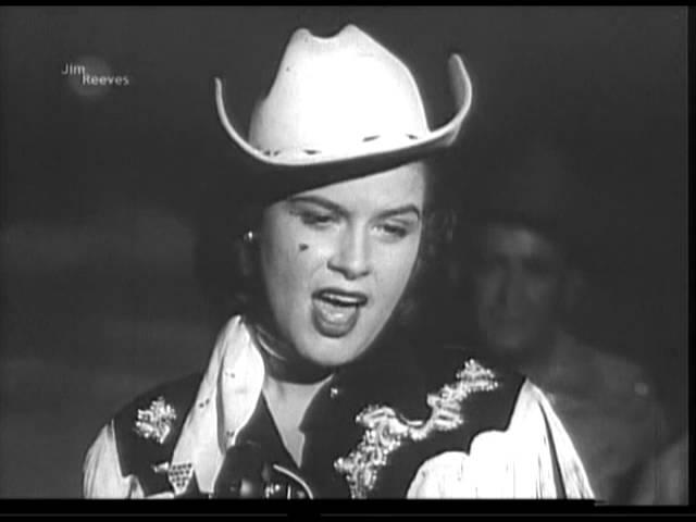 Patsy Cline - Walkin' After Midnight (1957)