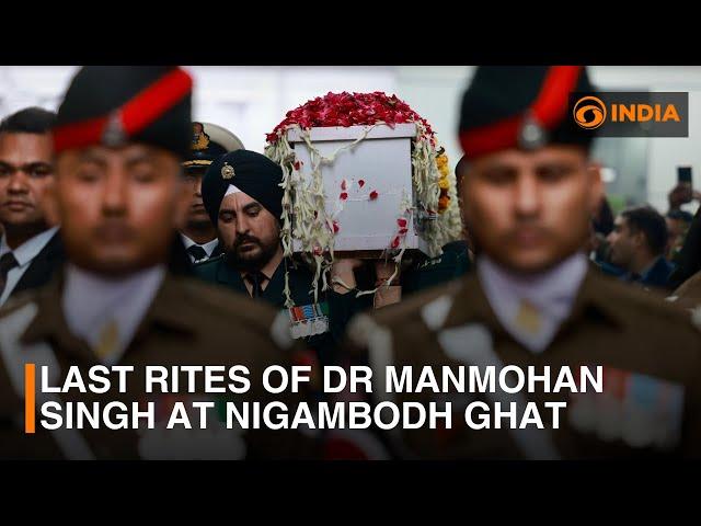 Last rites of former Prime Minister Dr. Manmohan Singh at Nigambodh Ghat