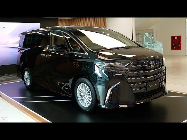 2025 Toyota Alphard Hybrid 2.5 E-Four / In-Depth Walkaround Exterior & Interior