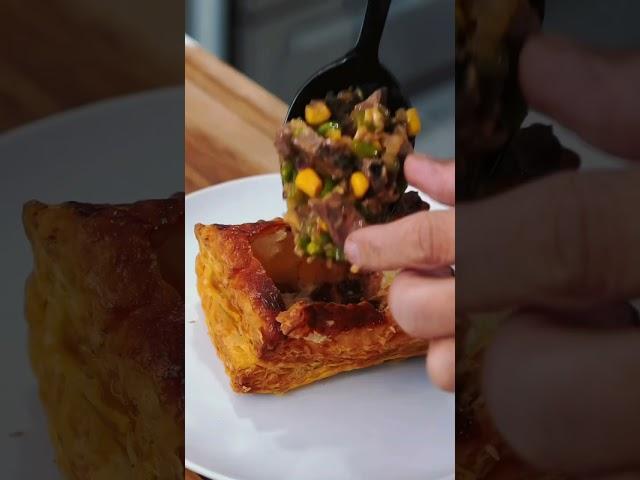 “Mystery Fridge Cooking” FRIDGE FREESTYLN’ EP.2 @JeremySry #shorts #baking #beef #steak