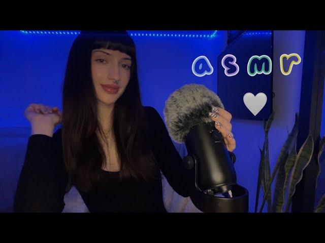 Relax with me  asmr (mouth sounds, fluffy mic scratching, visuals and chaos)