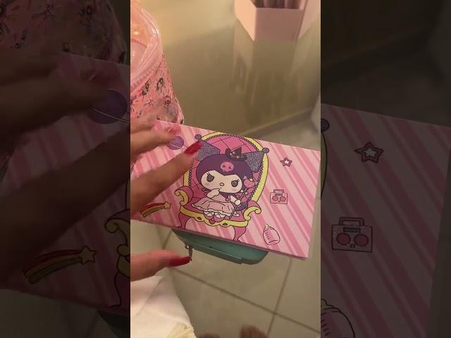 Everything Clarinha put in her travel bag