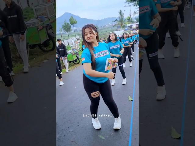 SI GEMOY JOGET DOLA DOLA