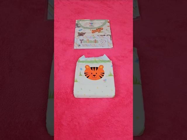 This bodysuit goes perfectly with your cute diaper!