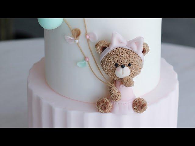 A cute bear from sugar paste/ Медвежонок из мастики