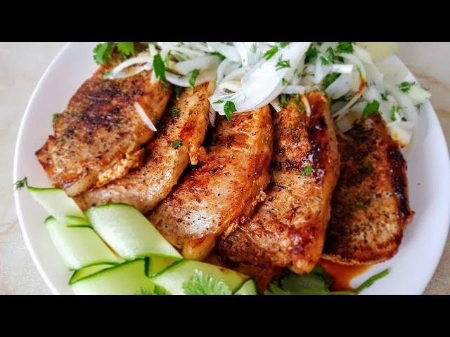 Новогодний стейк по - цыгански. Мясо стейк на сковороде. Gipsy kitchen.