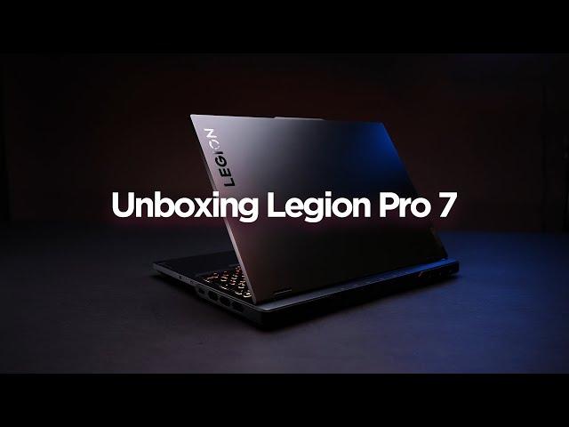 Unboxing the new Lenovo Legion Pro 7 16" (2023)