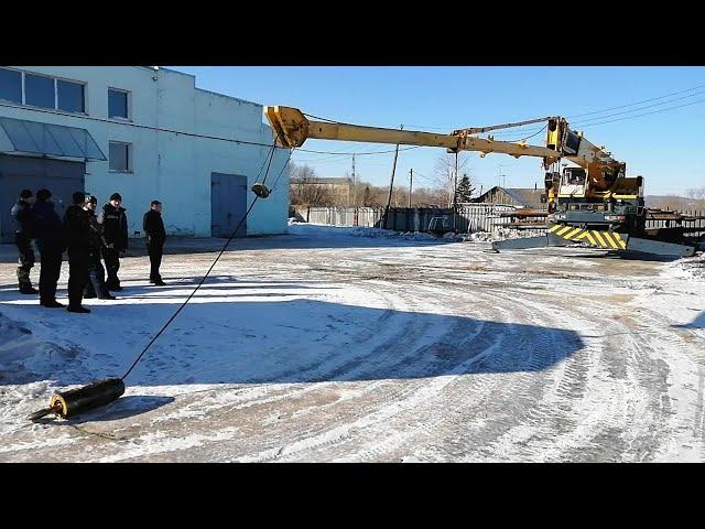 Установка гуська на кран KOMATSU LW250M. Монтаж вспомогательной стрелы. Монтаж гуська.