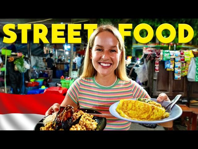 We Eat Indonesian Street Food at Yogyakarta Night Market  (Java, Indonesia)