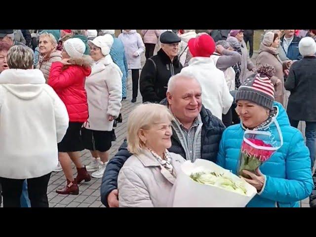 07.11.24г. СНОВА ОСЕНЬ... Sevenrose, Звучит на танцплощадке в Гомельском парке